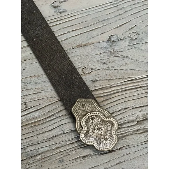 Etro Milano Stingray Metro Belt Gray Leather Ornate Silver Buckle Size 38 inch - Picture 4 of 12